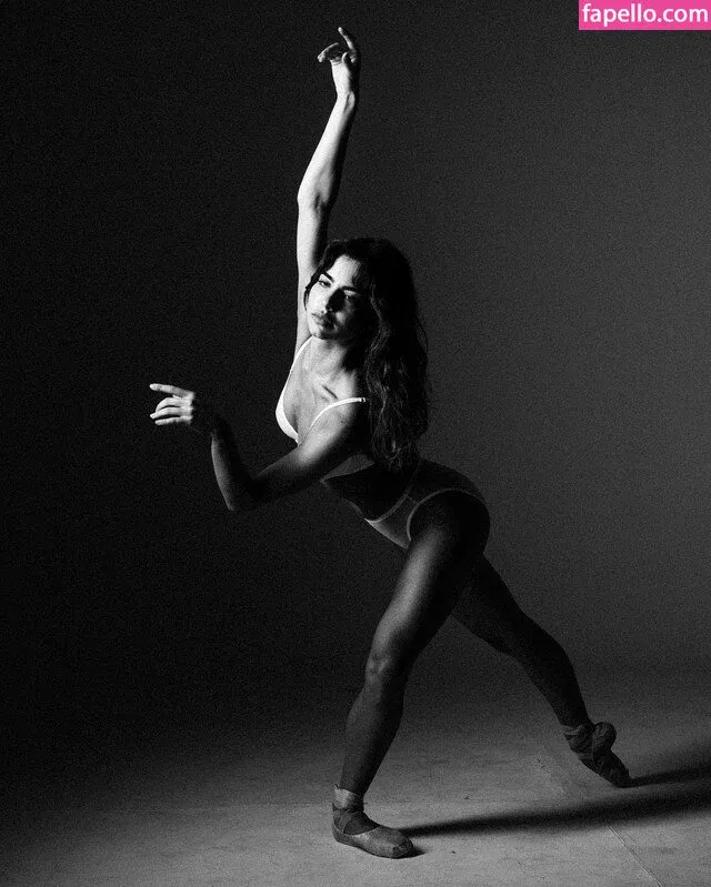 Violetta Komyshan Onlyfans Photo Gallery 