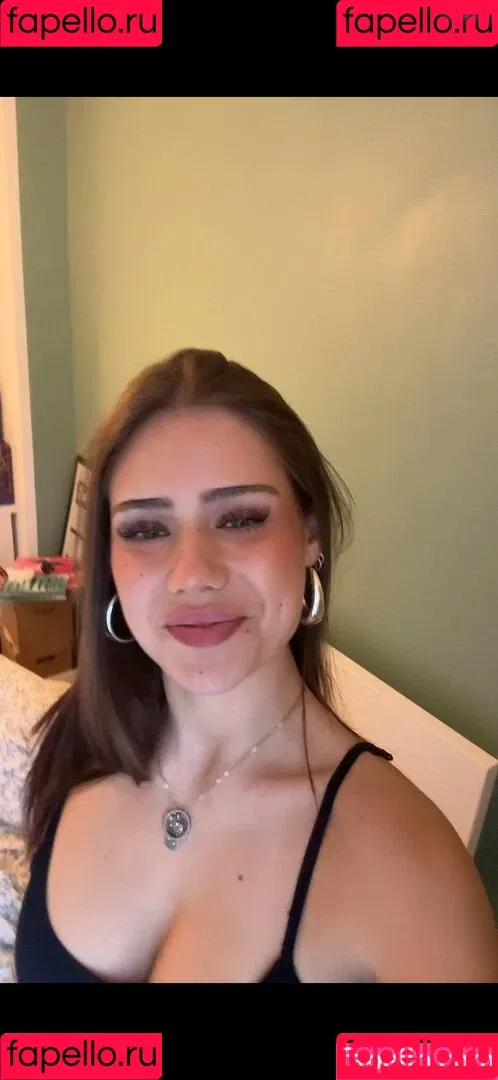 Mthlara Onlyfans Photo Gallery 
