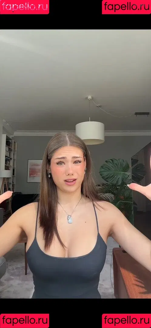 Mthlara Onlyfans Photo Gallery 