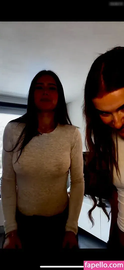 Mthlara Onlyfans Photo Gallery 