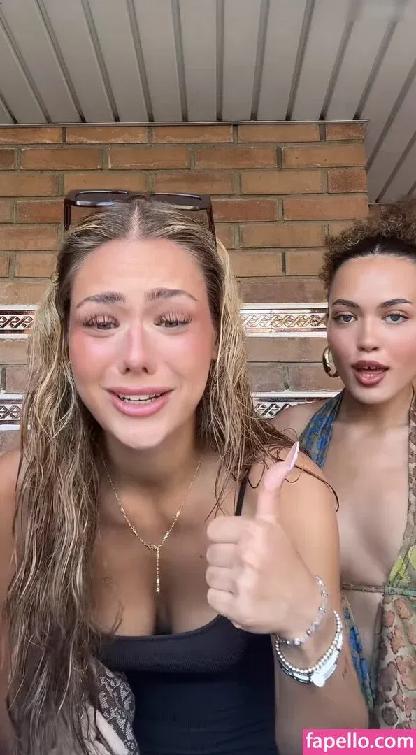 Mthlara Onlyfans Photo Gallery 