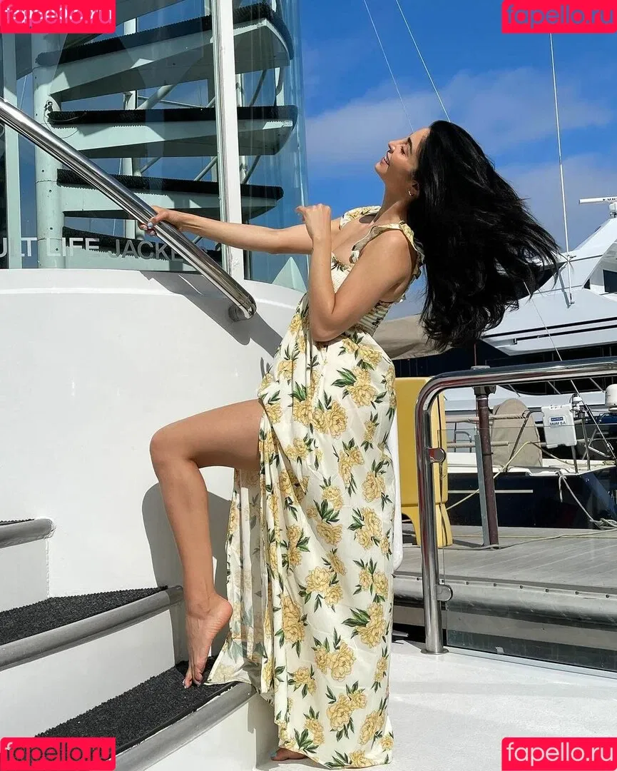 Elwa Saleh Onlyfans Photo Gallery 