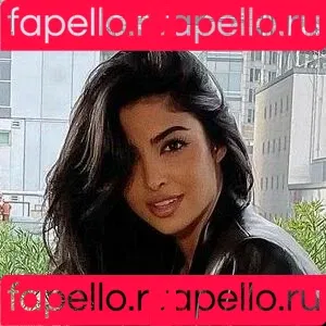 Elwa Saleh Onlyfans Photo Gallery 