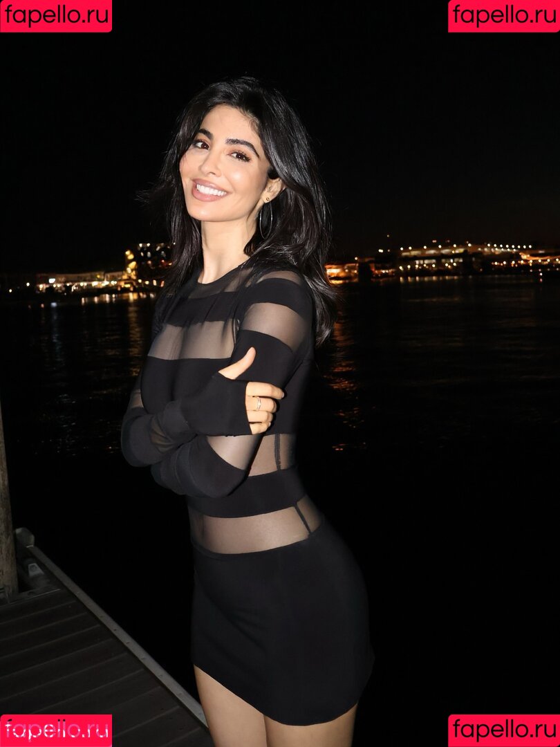 Elwa Saleh Onlyfans Photo Gallery 