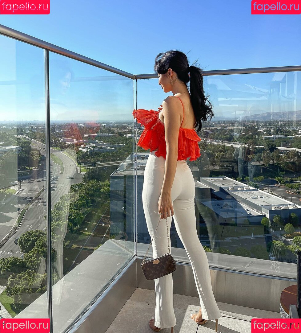 Elwa Saleh Onlyfans Photo Gallery 