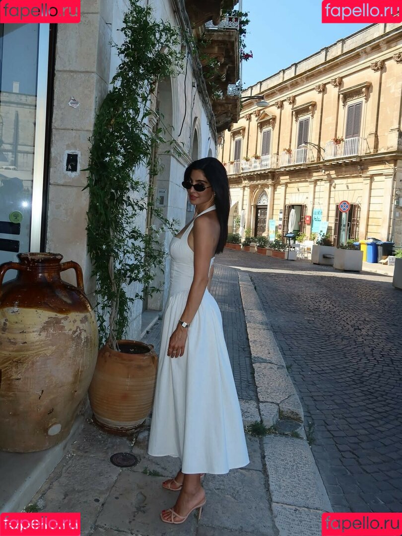 Elwa Saleh Onlyfans Photo Gallery 