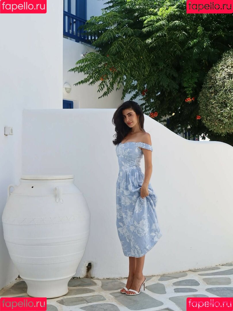 Elwa Saleh Onlyfans Photo Gallery 