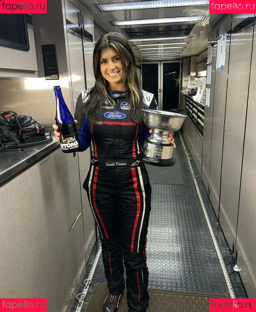 Hailie Deegan Onlyfans Photo Gallery 
