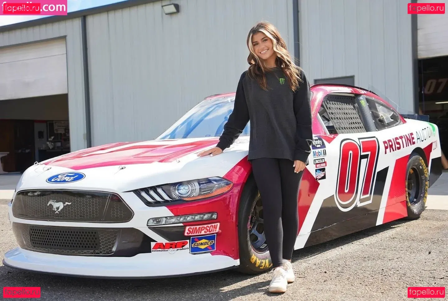 Hailie Deegan Onlyfans Photo Gallery 