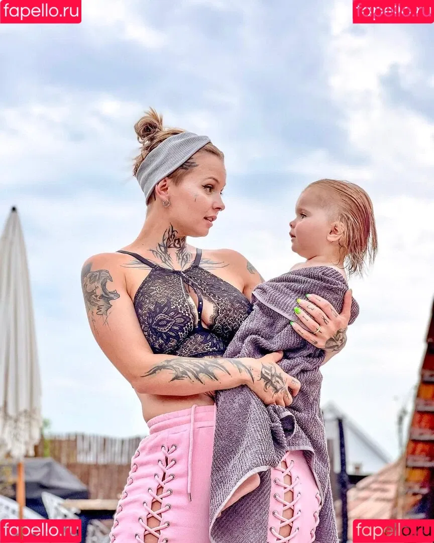 Edith Stehfest Onlyfans Photo Gallery 
