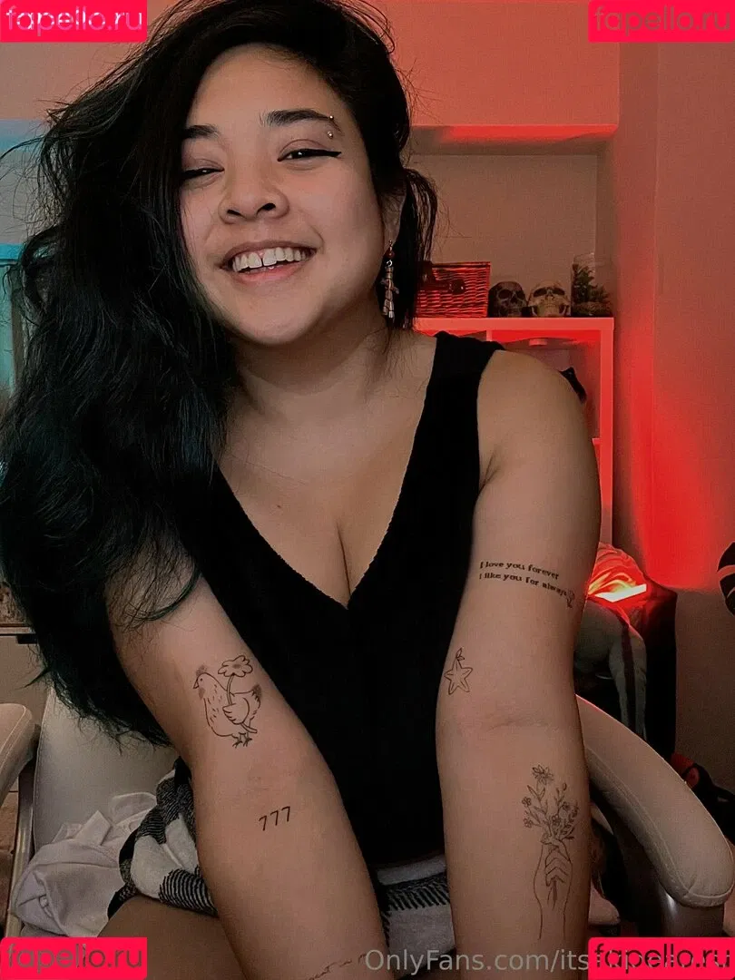 Akidearest Onlyfans Photo Gallery 