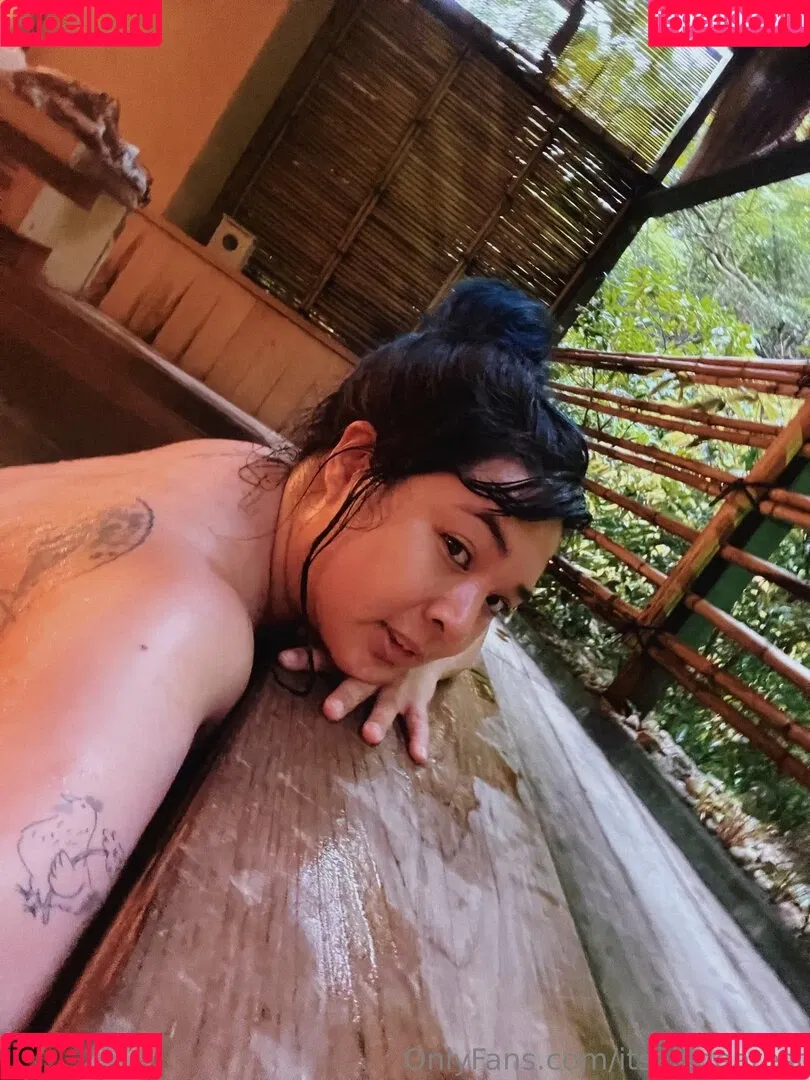 Akidearest Onlyfans Photo Gallery 