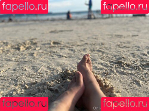 Akidearest Onlyfans Photo Gallery 