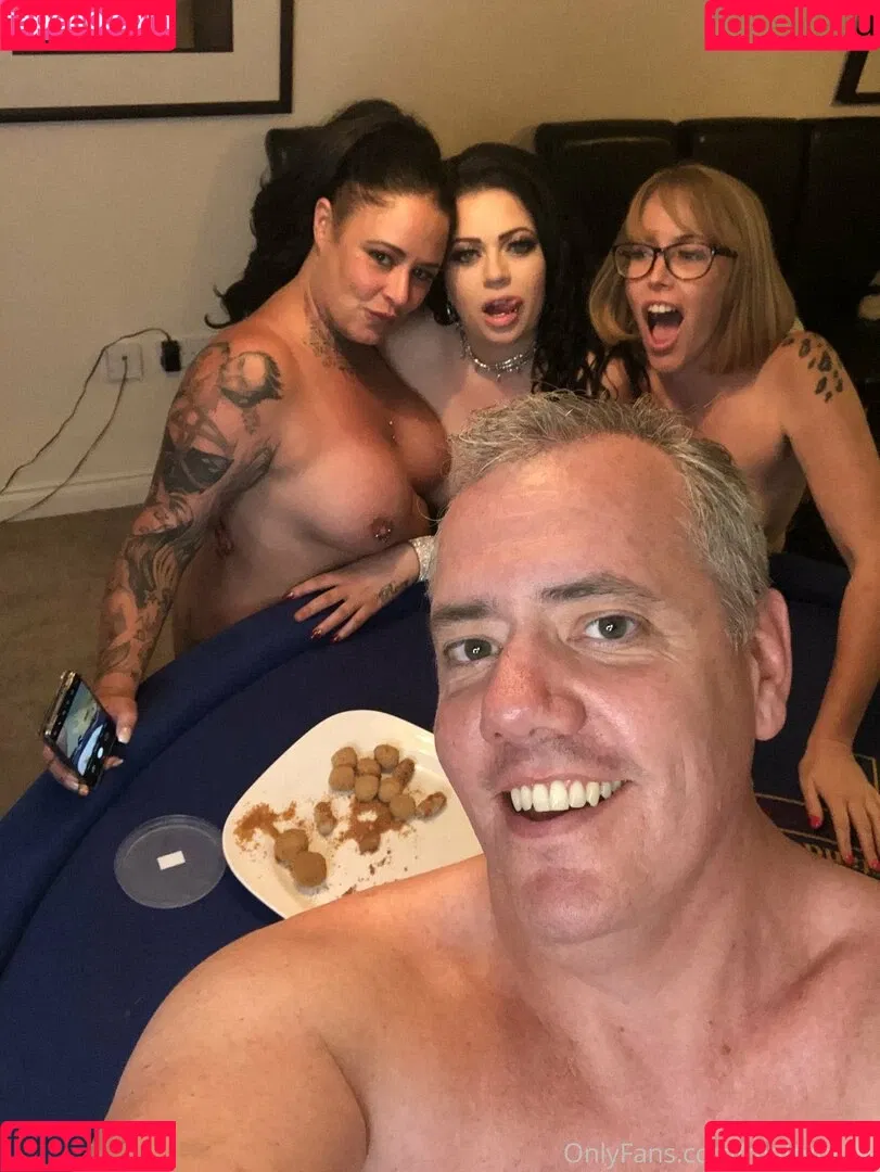 billy_whitewood Onlyfans Photo Gallery 