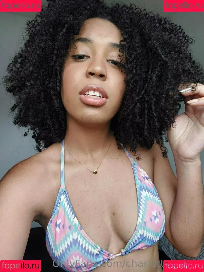 its_charl0ttehall Onlyfans Photo Gallery 