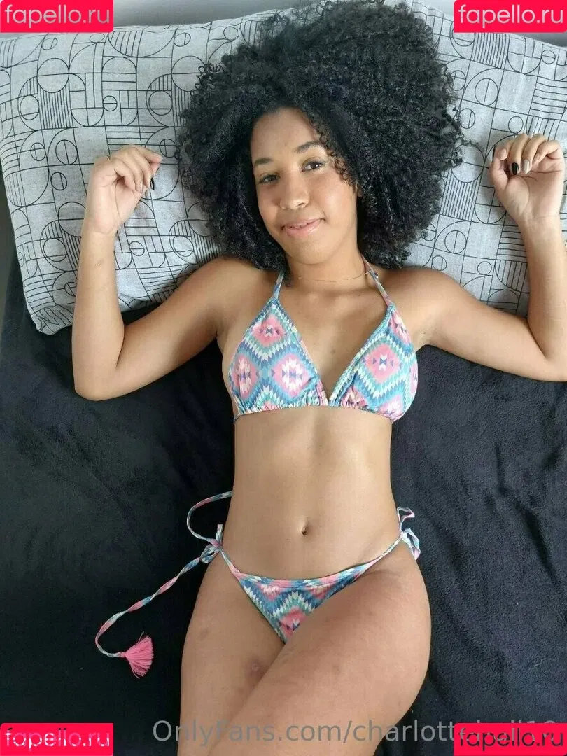 its_charl0ttehall Onlyfans Photo Gallery 