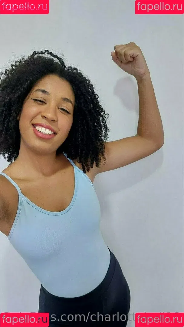 its_charl0ttehall Onlyfans Photo Gallery 