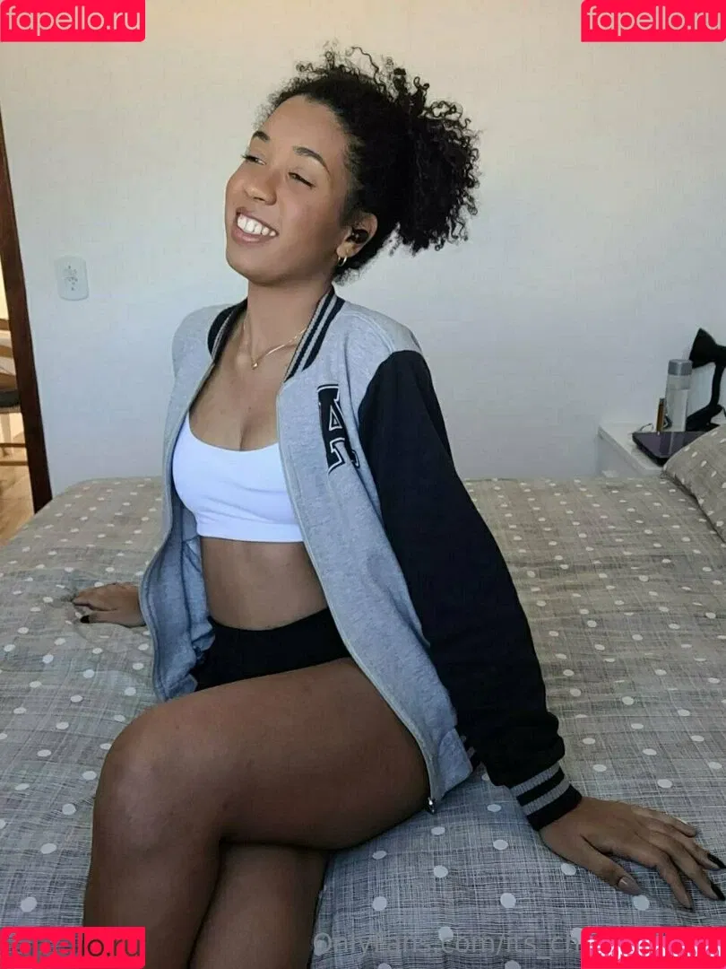 its_charl0ttehall Onlyfans Photo Gallery 
