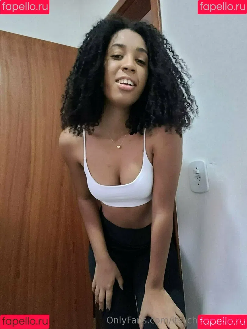 its_charl0ttehall Onlyfans Photo Gallery 