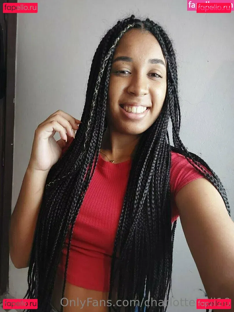 its_charl0ttehall Onlyfans Photo Gallery 