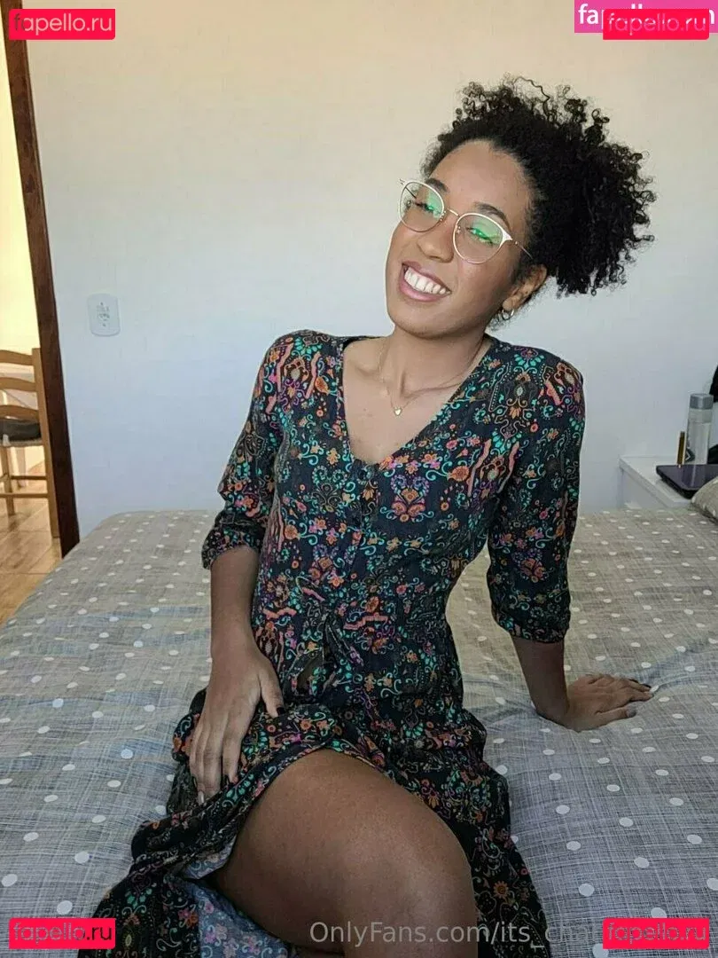 its_charl0ttehall Onlyfans Photo Gallery 