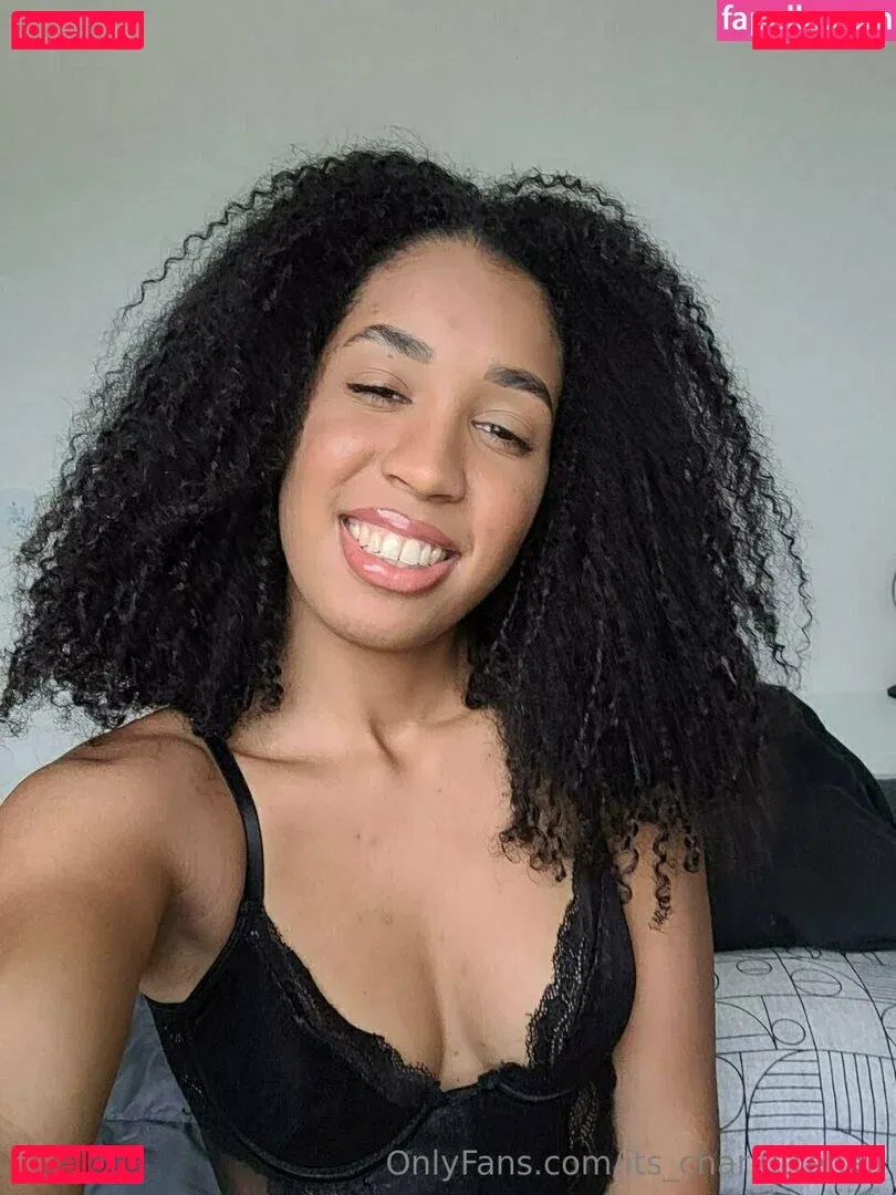 its_charl0ttehall Onlyfans Photo Gallery 