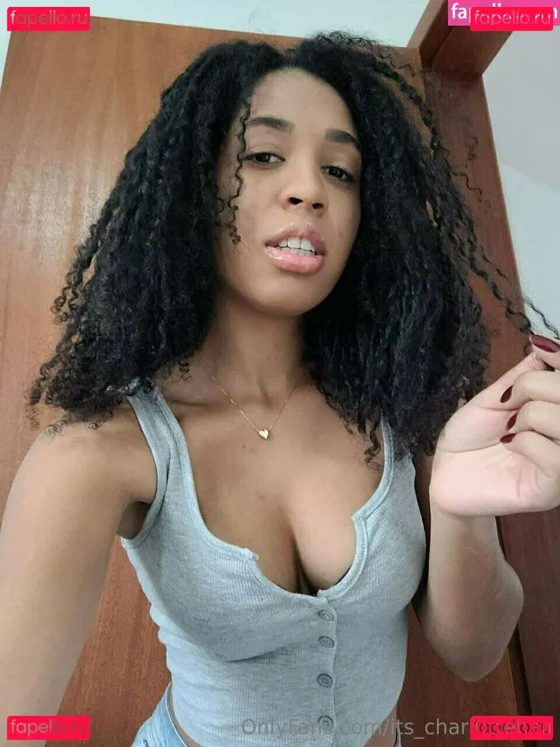 its_charl0ttehall Onlyfans Photo Gallery 