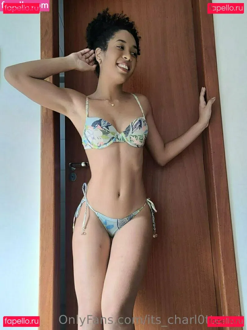 its_charl0ttehall Onlyfans Photo Gallery 