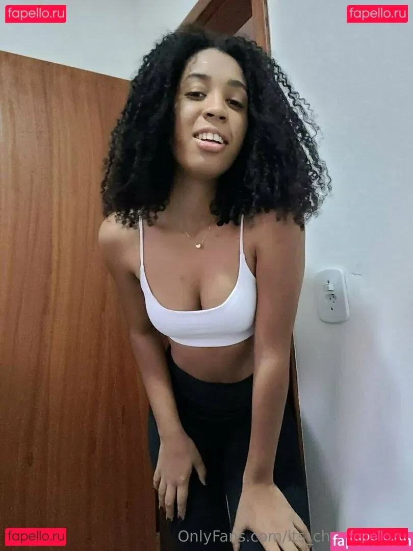 its_charl0ttehall Onlyfans Photo Gallery 