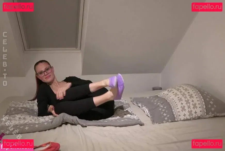 Bella Klein Onlyfans Photo Gallery 