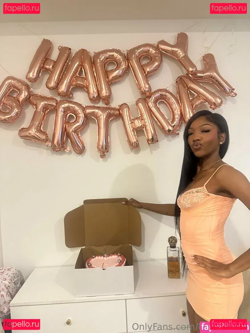 lovelylashe Onlyfans Photo Gallery 