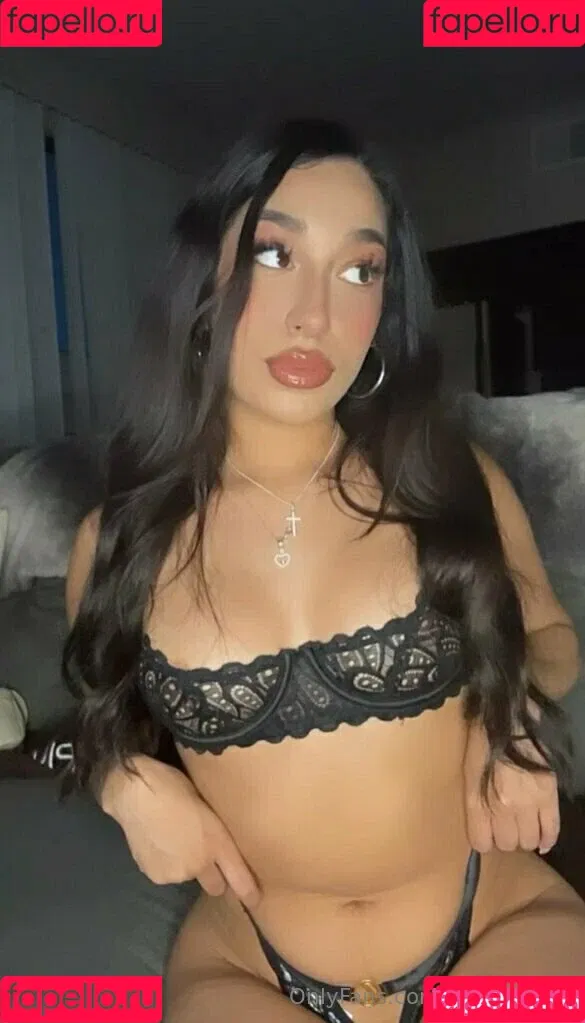 ijustneedee Onlyfans Photo Gallery 