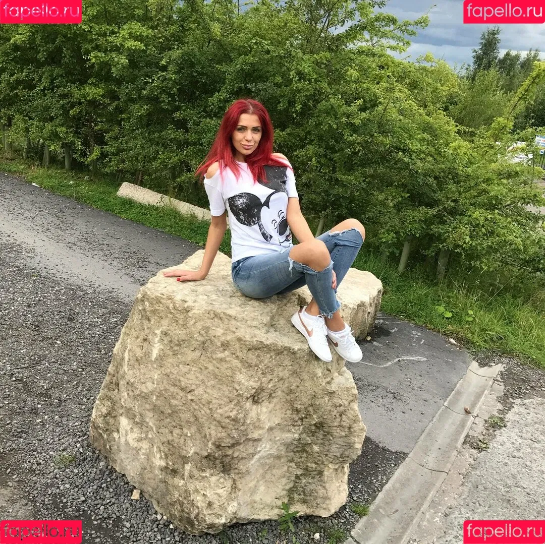 Iasmina Roxana Onlyfans Photo Gallery 