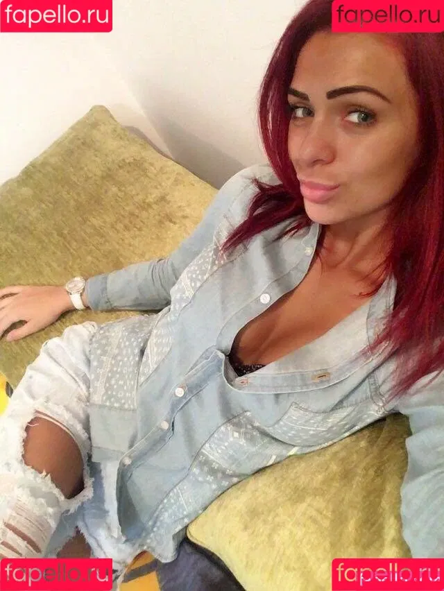 Iasmina Roxana Onlyfans Photo Gallery 
