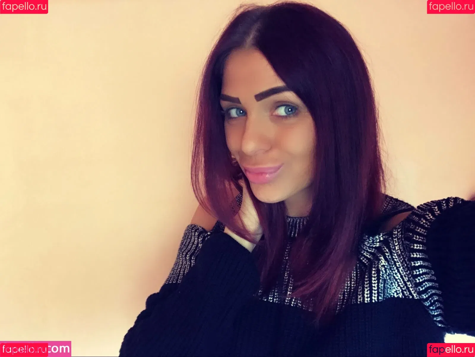 Iasmina Roxana Onlyfans Photo Gallery 