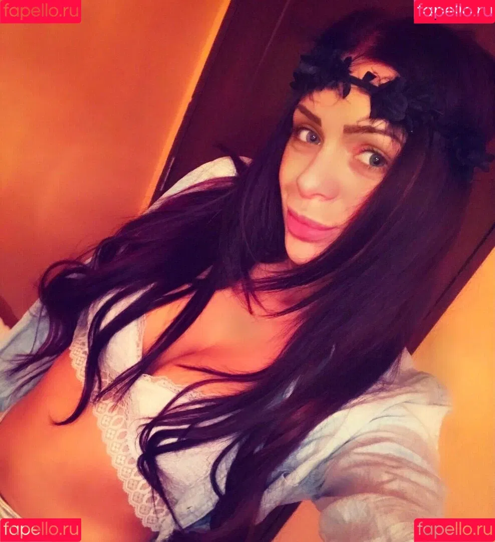 Iasmina Roxana Onlyfans Photo Gallery 