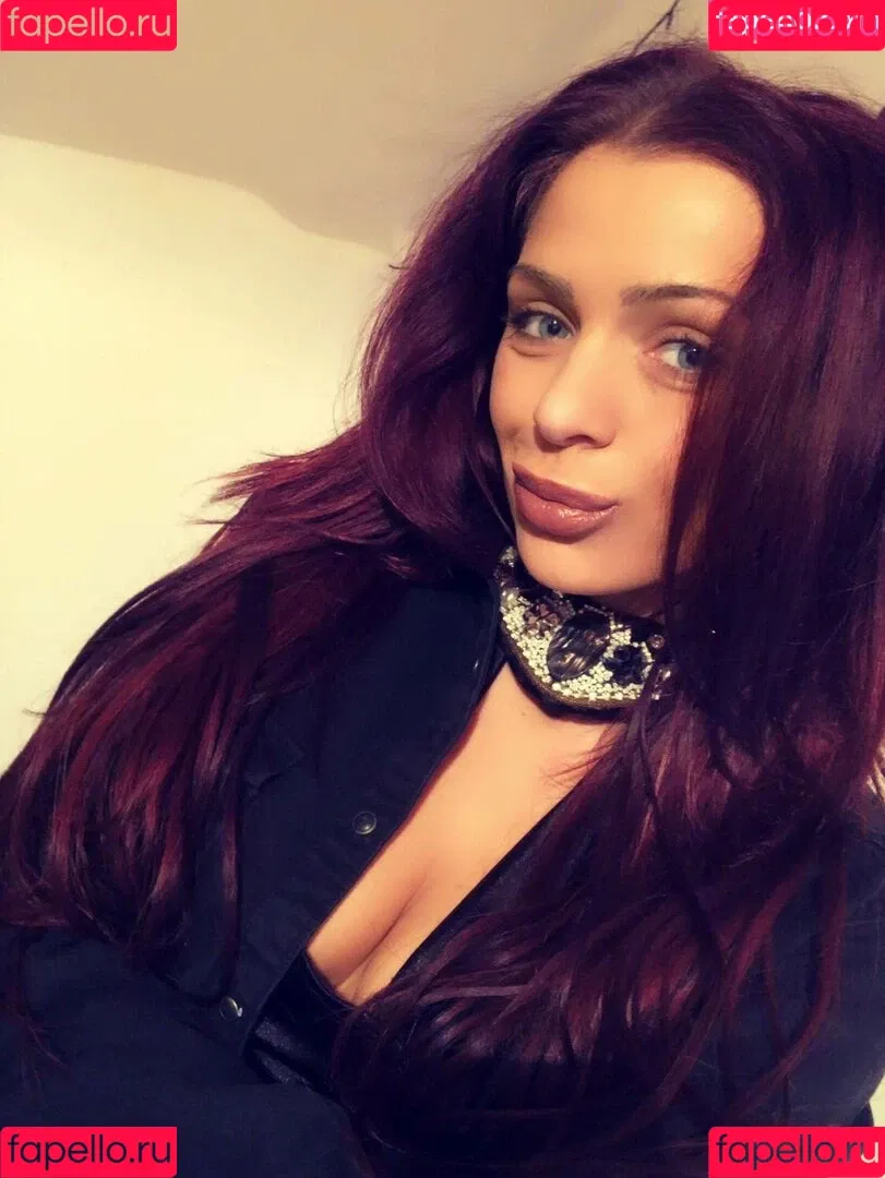Iasmina Roxana Onlyfans Photo Gallery 