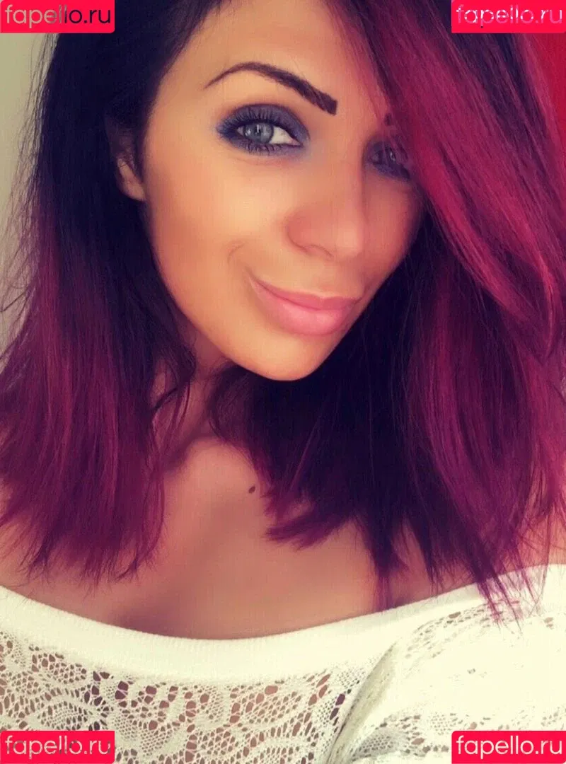 Iasmina Roxana Onlyfans Photo Gallery 