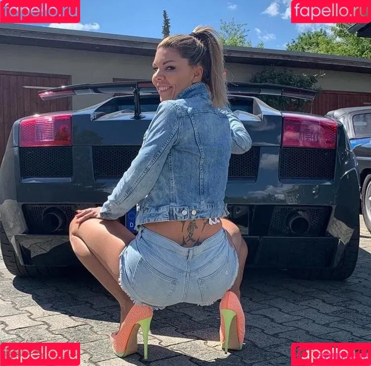 Tamia High Heels Onlyfans Photo Gallery 
