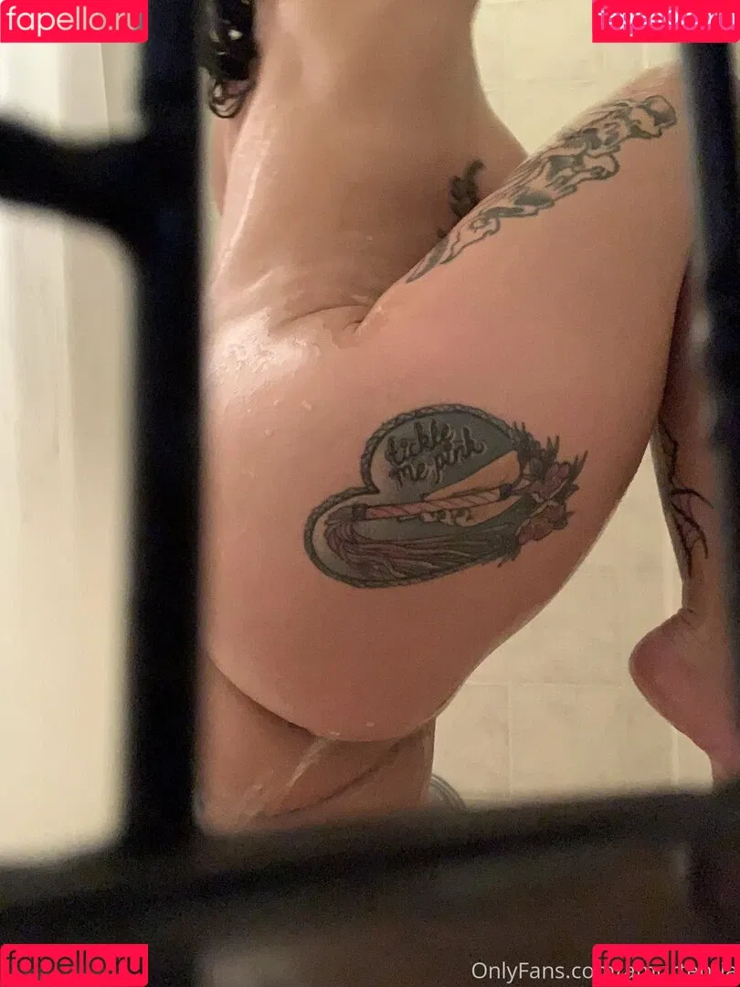 Amortentia Onlyfans Photo Gallery 