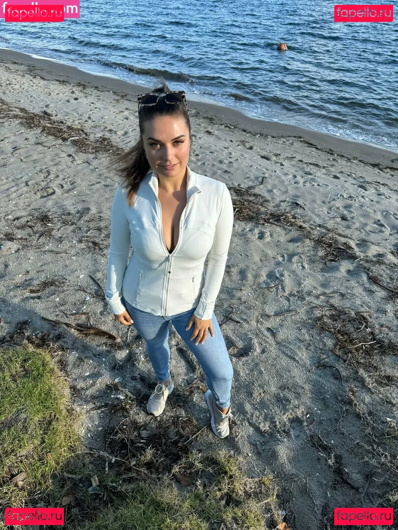 Stacie Summers Onlyfans Photo Gallery 