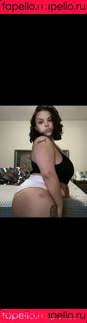 cubanaredd Onlyfans Photo Gallery 