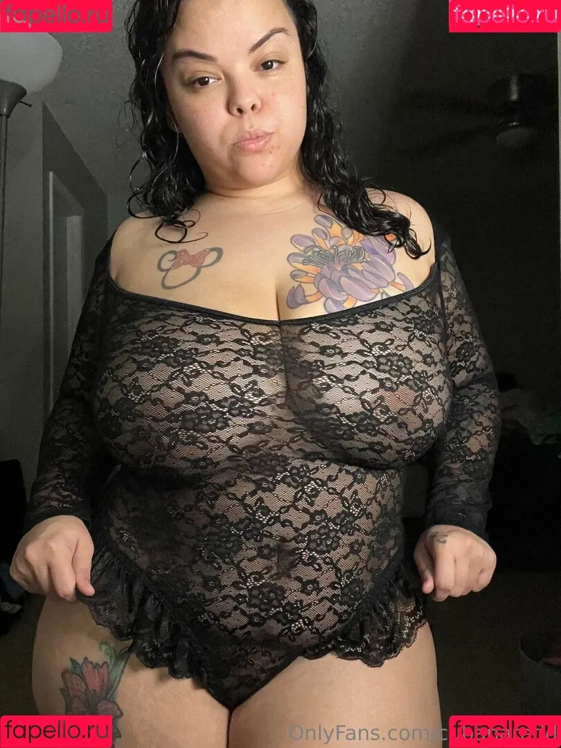 cubanaredd Onlyfans Photo Gallery 
