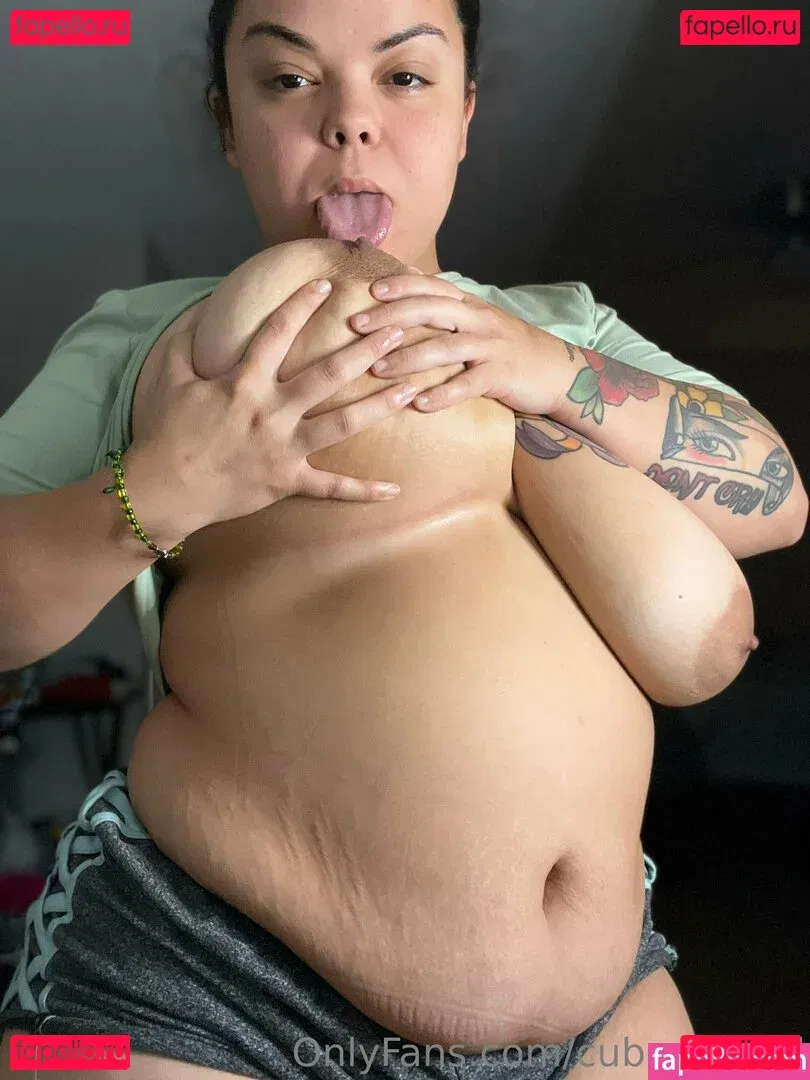 cubanaredd Onlyfans Photo Gallery 