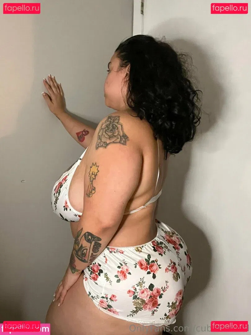cubanaredd Onlyfans Photo Gallery 