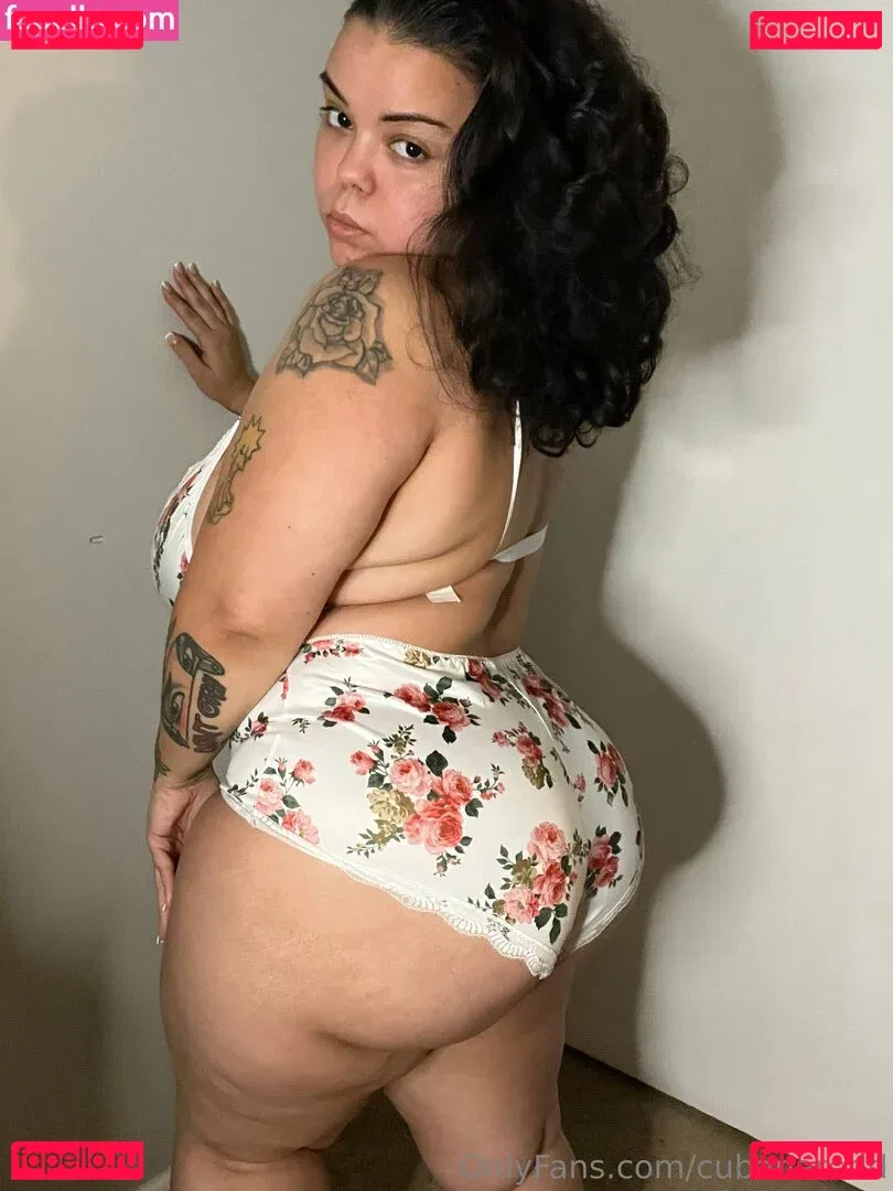 cubanaredd Onlyfans Photo Gallery 