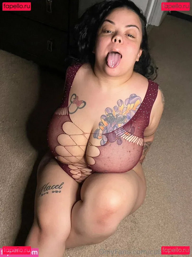 cubanaredd Onlyfans Photo Gallery 