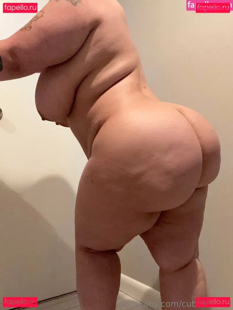 cubanaredd Onlyfans Photo Gallery 