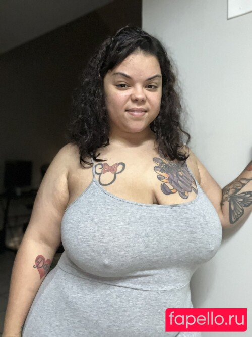 cubanaredd Onlyfans Photo Gallery 