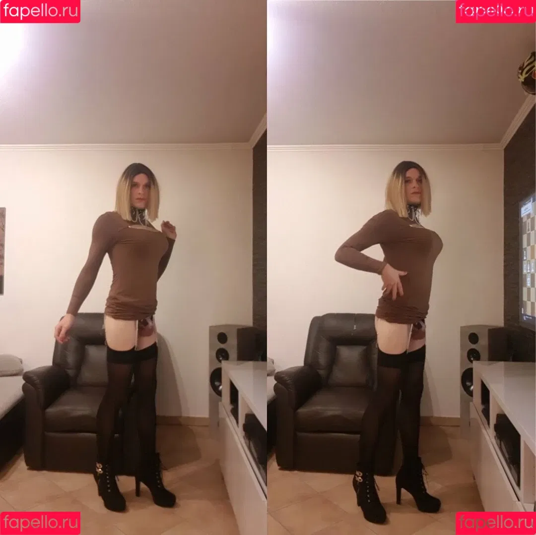 SissyKaya Onlyfans Photo Gallery 